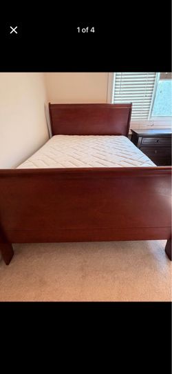 Full size bed