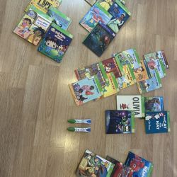 Leap Frog Reader With Books - All Items As Pictured 