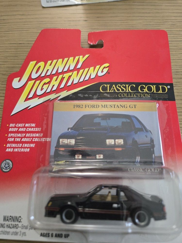 Johnny Lighting 1:64 Scale Model Mustang