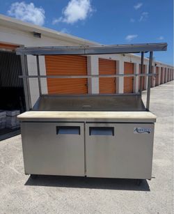 🔥 AVANTCO 2-DOOR REFRIGERATED SANDWICH / SALAD PREP TABLE WITH OVERSHELF 🔥