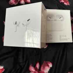 AirPods Pro (Brand New) 