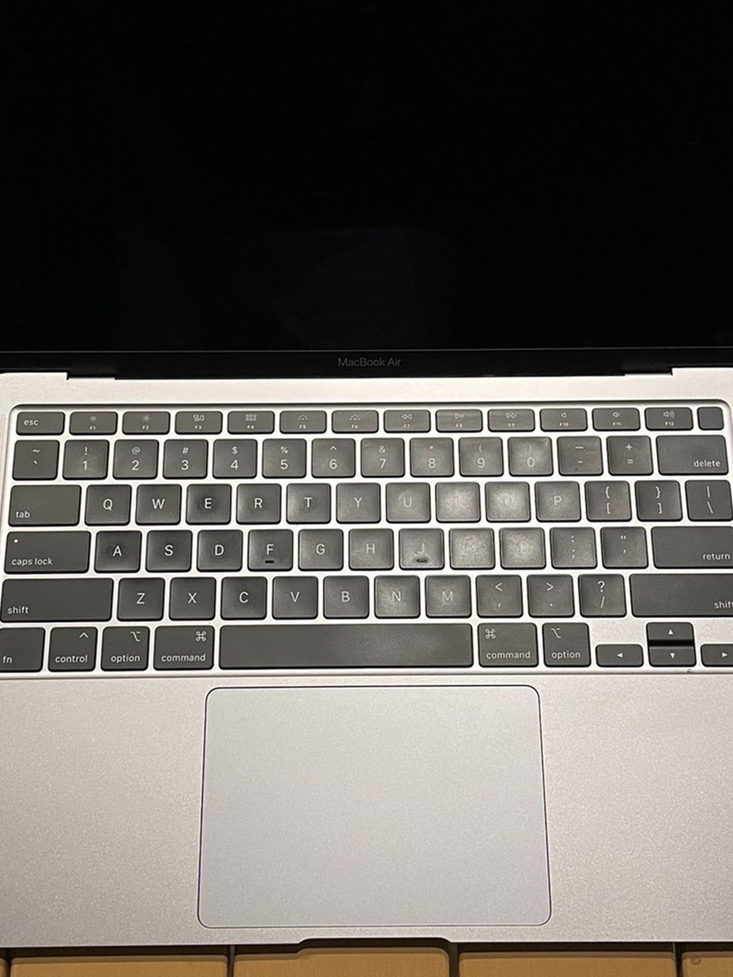 MacBook Air (13-inch, 2020)