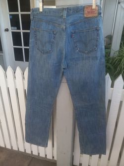 Levi's 501 Men's Jeans Medium Wash 33x34