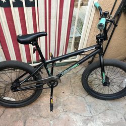 Mongoose Legion BMX Bike, 20”