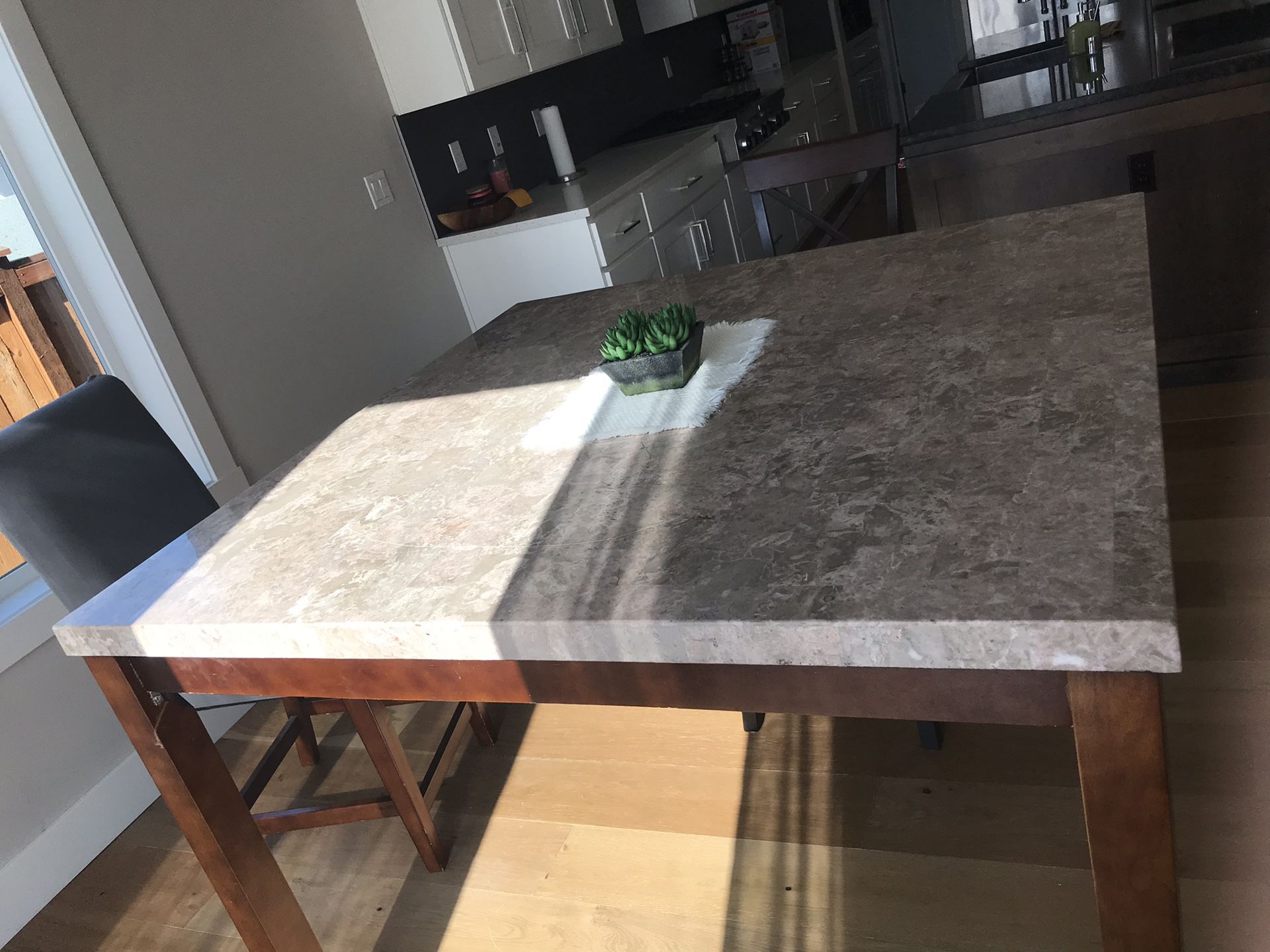 Big marble table very for breakfast bar