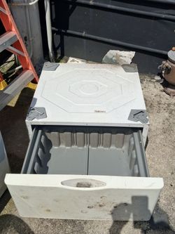Brand NEW SAMSUNG WASHER & Storage Rack