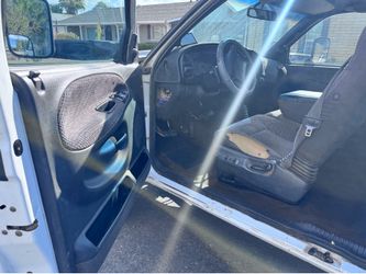 1999 Doge RAM 2500