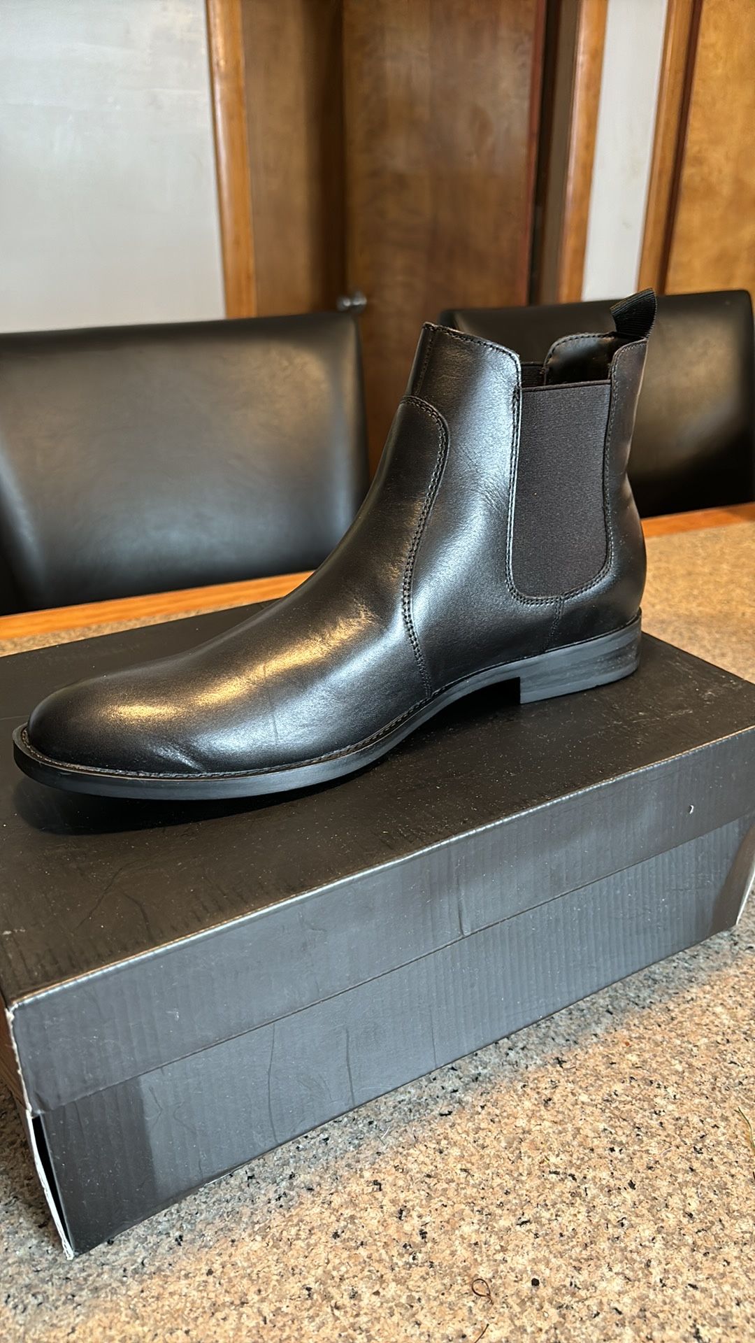 Men’s Alfani Black Leather Boits Size 9 1/2