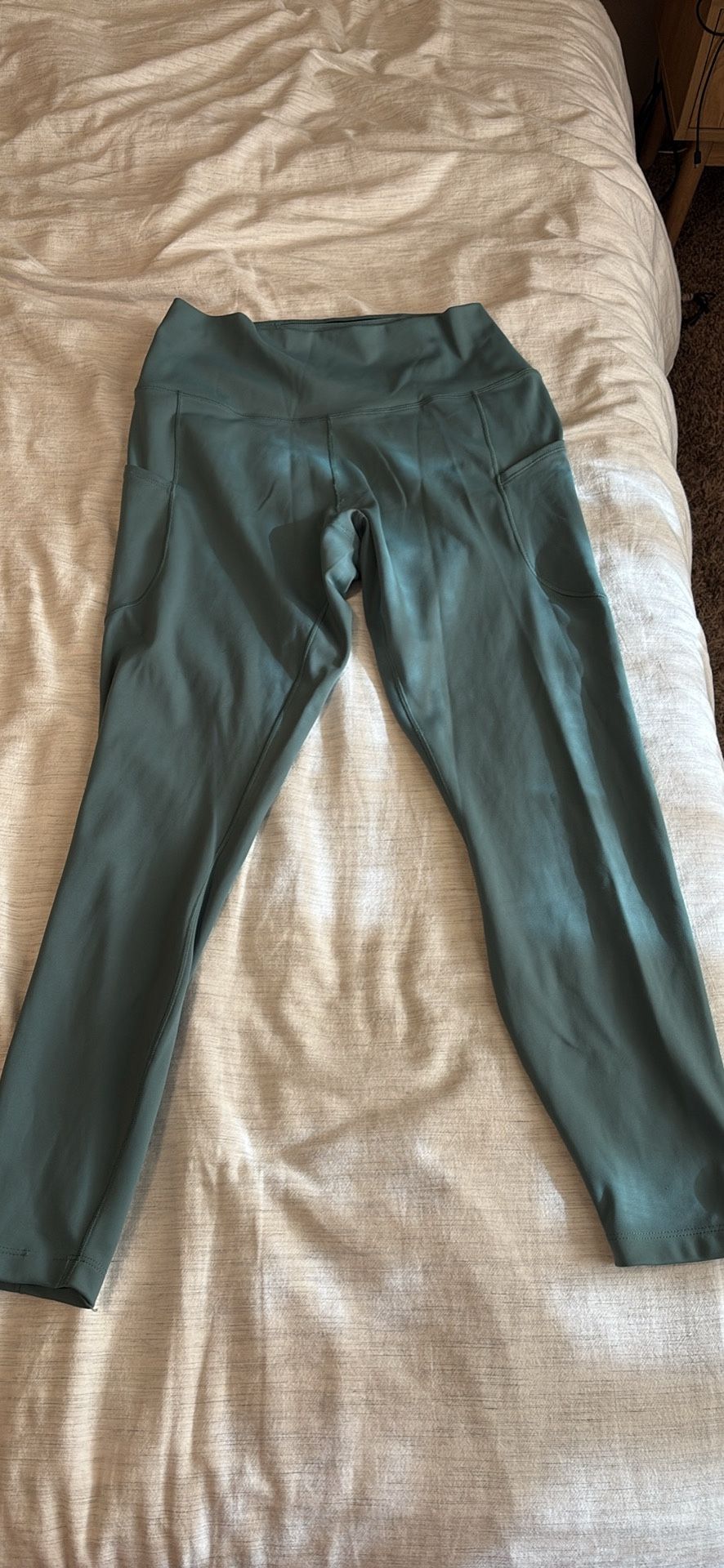 Nike One Dri-fit High Waisted Leggings With Pockets