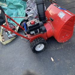 Snow Blower 24” Troy Bilt 