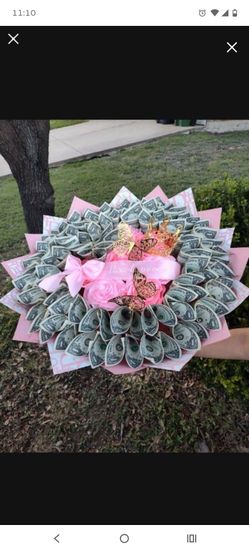 Ramo muy bonito para cualquier ocasión Mándeme mensaje si tiene preguntas aga su pedido ahora