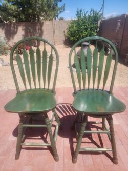 SET OF TWO CHAIRS GREEN BENTWOOD WOODEN SWIVEL KITCHEN BARSTOOLS @LOOK@