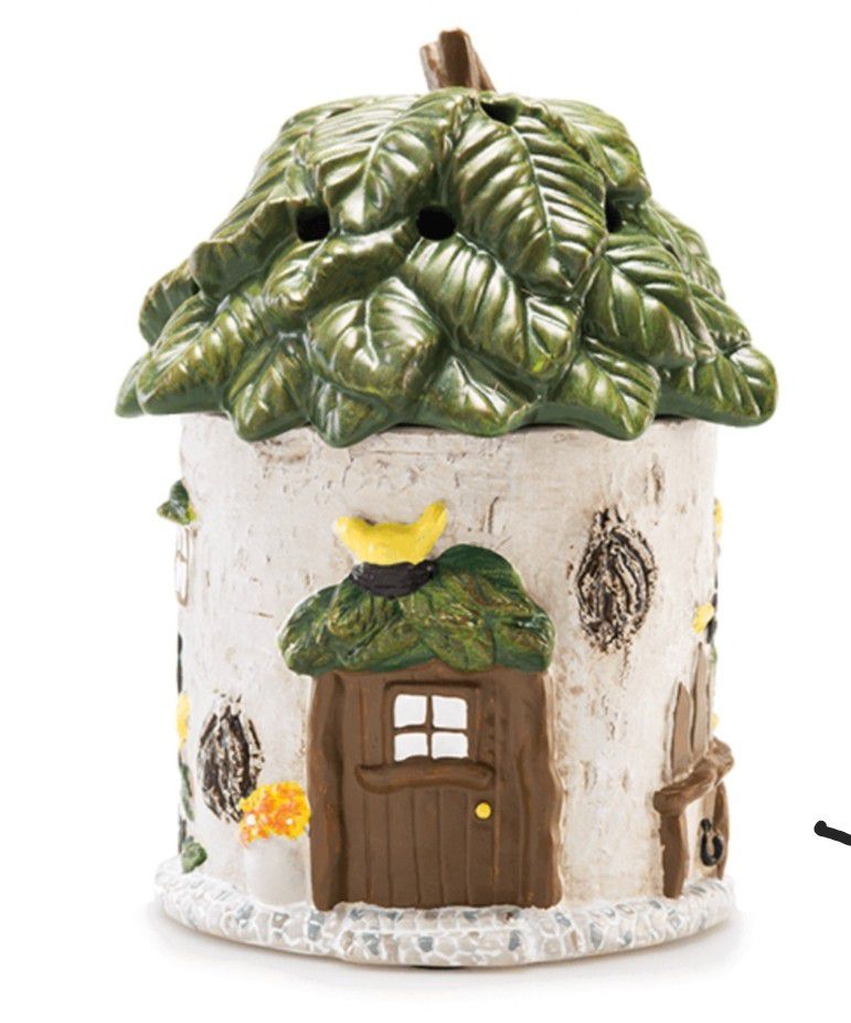 Scentsy Fairytale Cottage Warmer