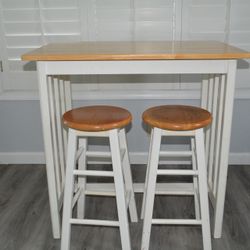 White Counter Height Table And Stools