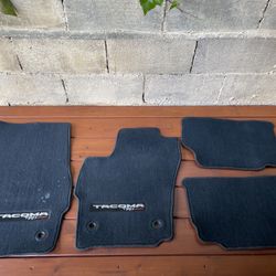 Toyota Tacoma TRD Sport Floor mats - Gen 4 2024