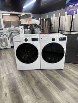 LG - 4.5 Cu Ft Smart Front Load Washer With Steam & 7.4 Cu Ft Smart Electric Dryer Laundry Set - White ‼️