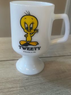 Tweety Bird Vintage Milk Glass Pedestal Mug 1975