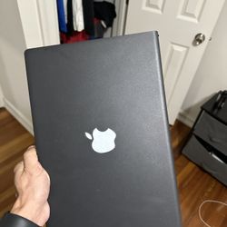 Dell 15" i5 8gb RAM