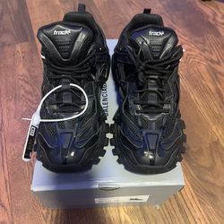 Balenciaga Track 