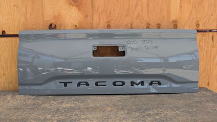 2016-2017-2018-2019-2020-2021-2022-2023 TOYOTA TACOMA TAILGATE OEM USED #10172