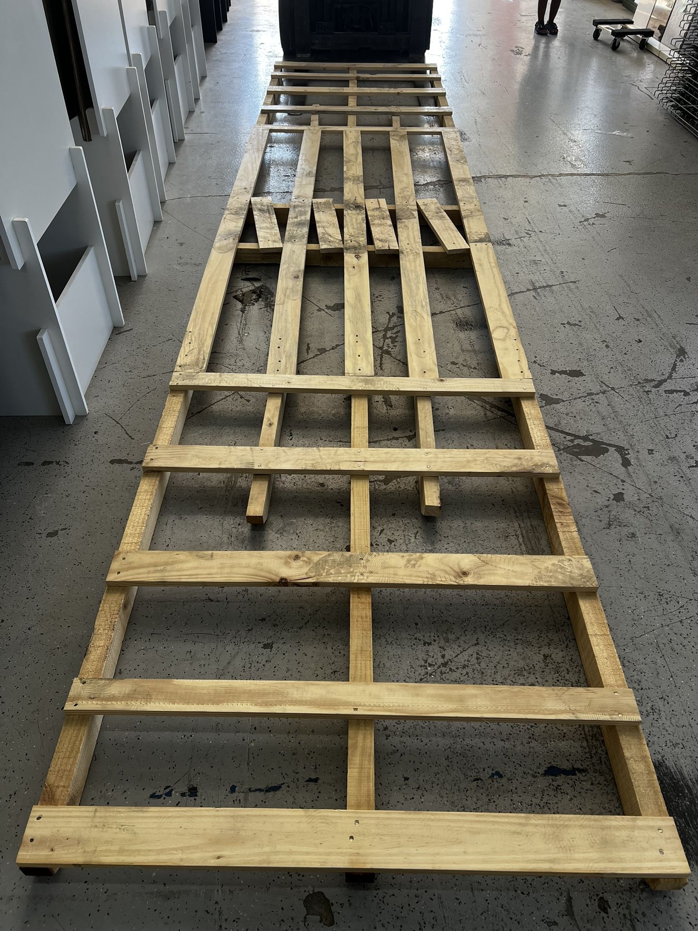Big Pallet $15