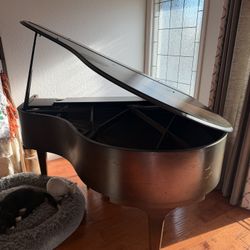 Free Baby Grand Piano