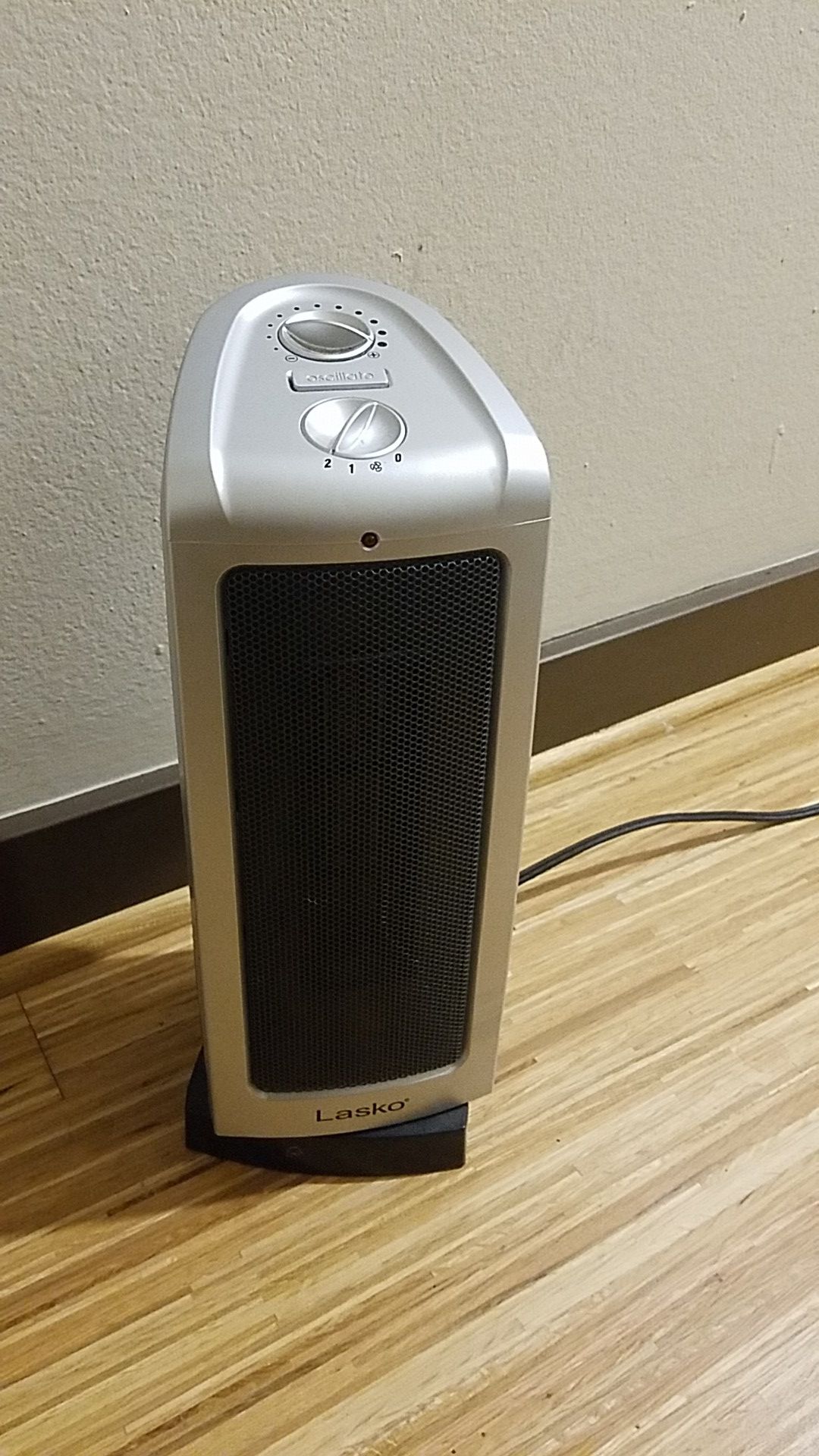 Lasko tower heating fan
