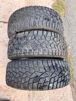 235 55 17 Sumitomo Studded Winter tires - ONLY 3