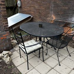 Porch Table + Chairs