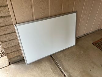 Magnetic whiteboard 24” x 36”