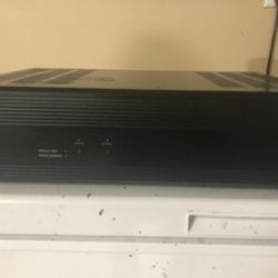 adcom power amplifier 