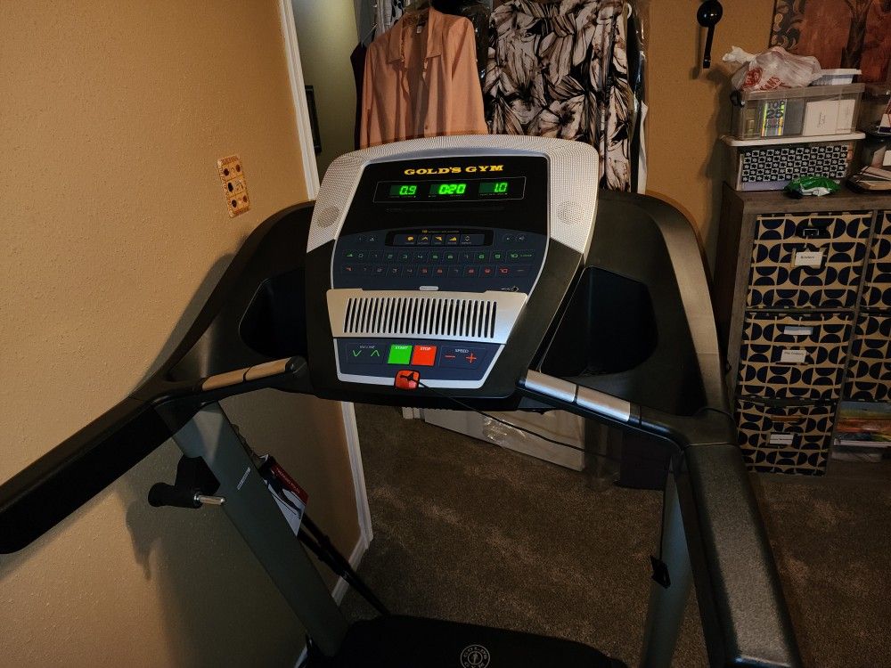 Golds Gym Trainer 720 Tredmill