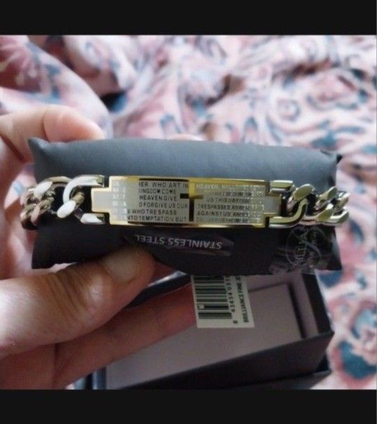 New Solid Stainless Steal Mens Bracelet Tags On Them With Original Box ..plenty Of Pics Up And Pick Up Only In Fall Rver  Or Best Offer
