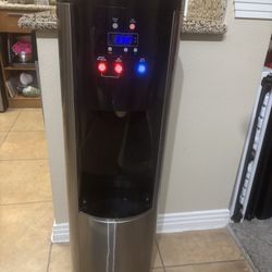 Water Dispenser 