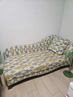 Upholstered Chaise Lounge with Geometric Pattern