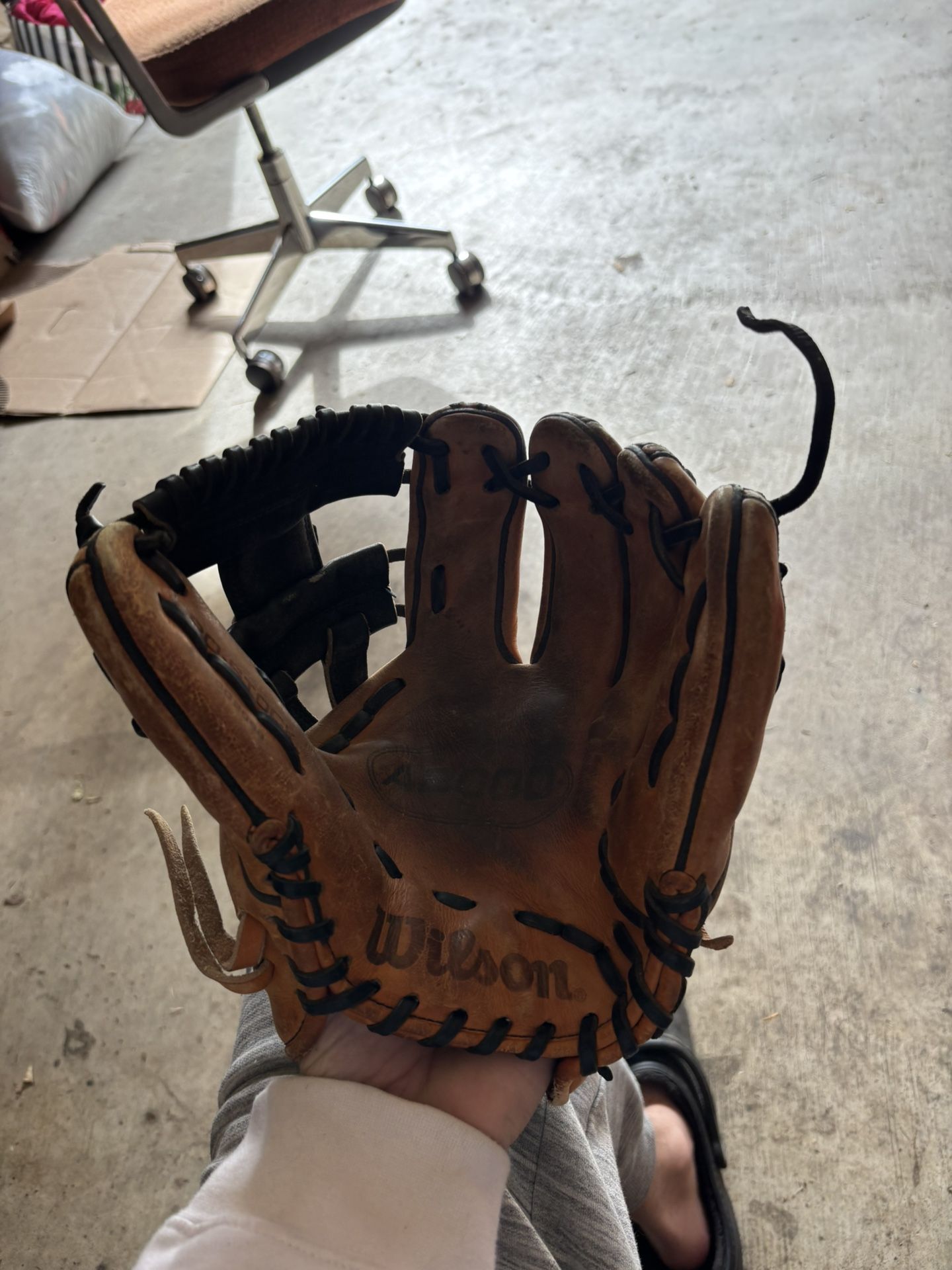 Wilson A200 Infielder Glove