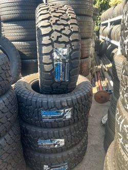 Blackhawk 35x12.50/20LT