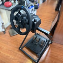 Logitech G923 Racing Wheel & Pedal - PS5/PC