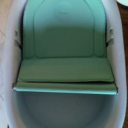 Frida Baby Infant Bathtub