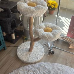 Cute Flower Cat Tree