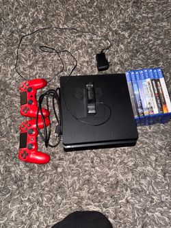 Play station 4 slim