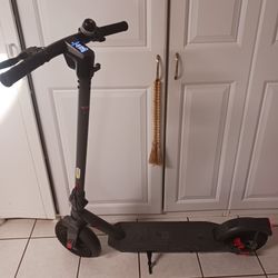 Electric scooter