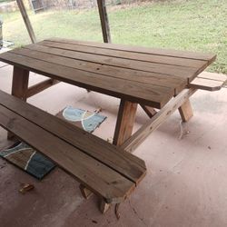 Picnic Table 