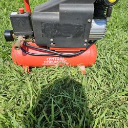 Central Pneumatic Air Compressor 