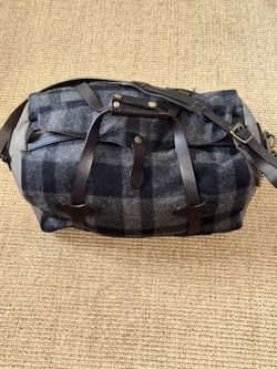 Filson Small Duffel Bag Rugged Twill And Macinaw Plaid Wool Hybrid, Limited Edition $999 Retail