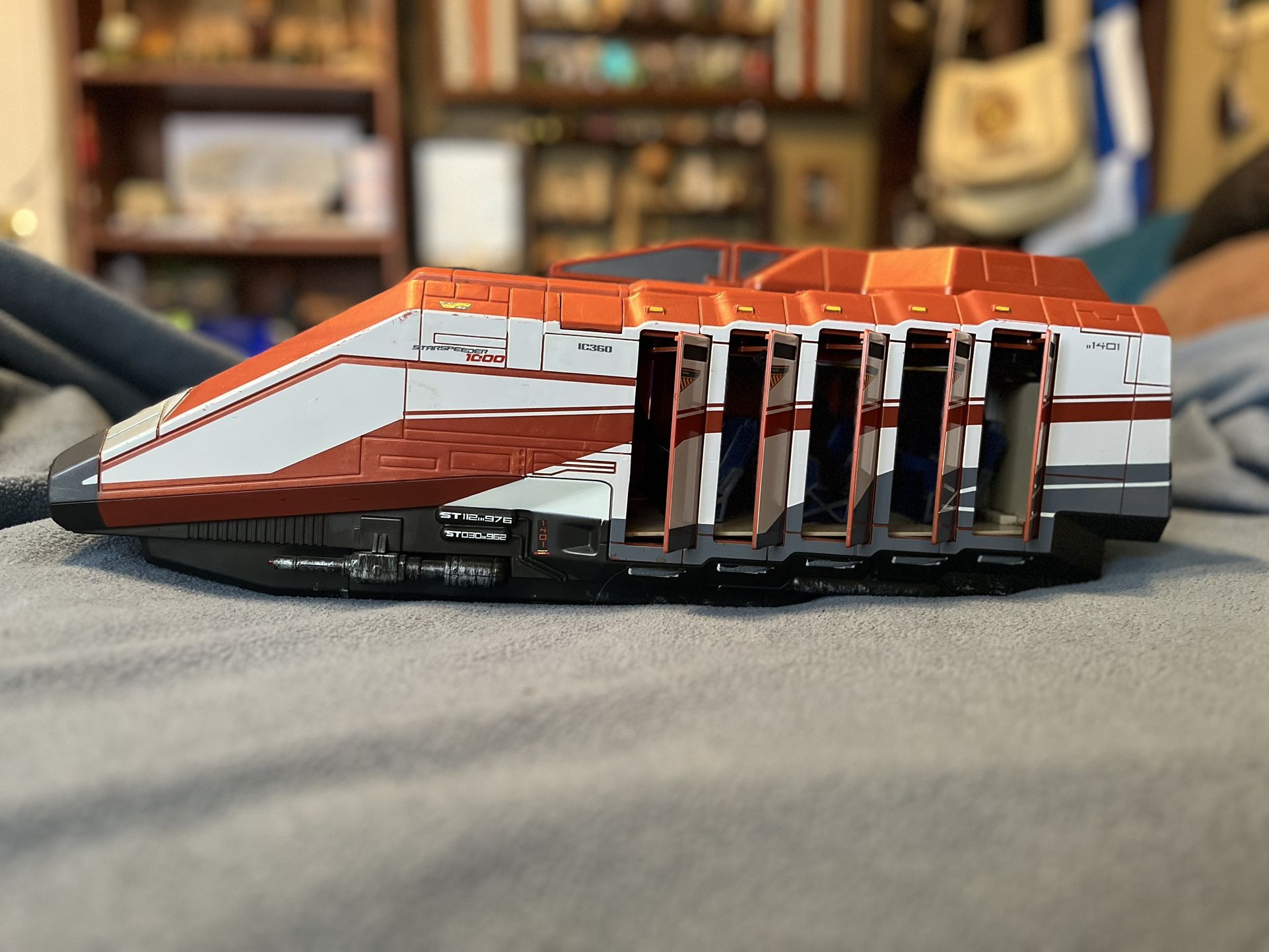 Star Tours Star Wars Disney Starspeeder 1000 Playset Vehicle