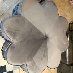 Tanith Flower Ottoman - Dark Grey - Safavieh