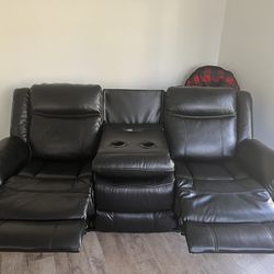 BLACK LEATHER RECLINERS