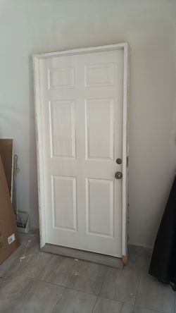 Solid door
