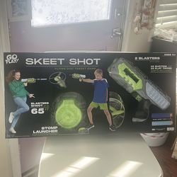Skeet Shot Flying Disc Target Game – 2 Blasters + Darts (Ages 6+)